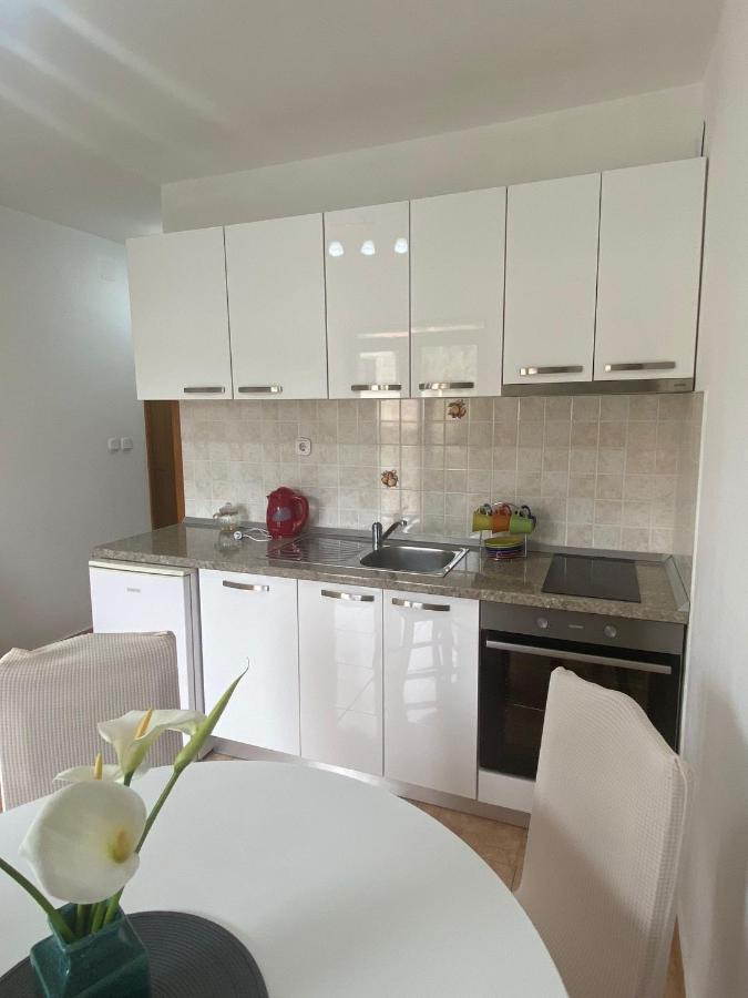 Čilipi Studio Apartment Novak מראה חיצוני תמונה