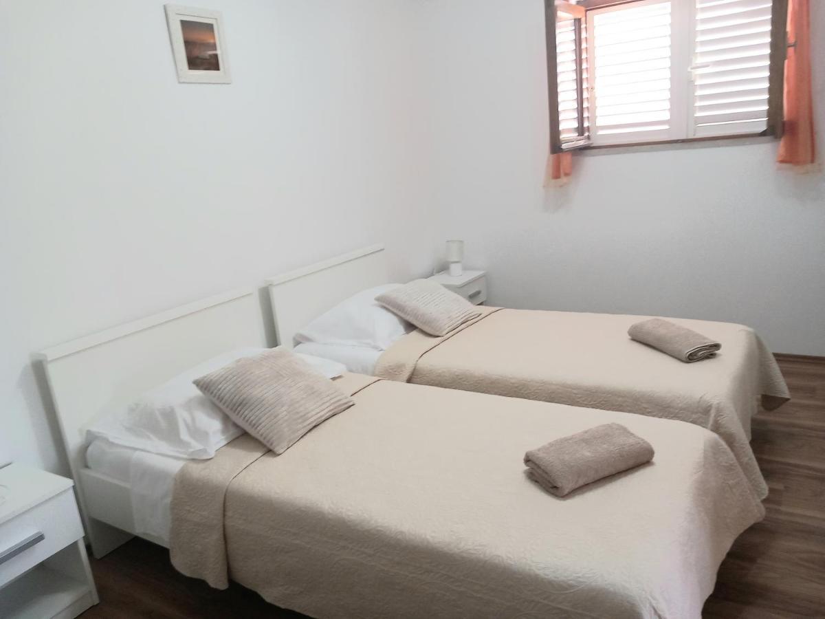 Čilipi Studio Apartment Novak מראה חיצוני תמונה